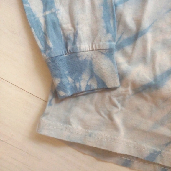 VANS NEW Peaked Tie-Dye Long Sleeve Shirt - Picture 6 of 12